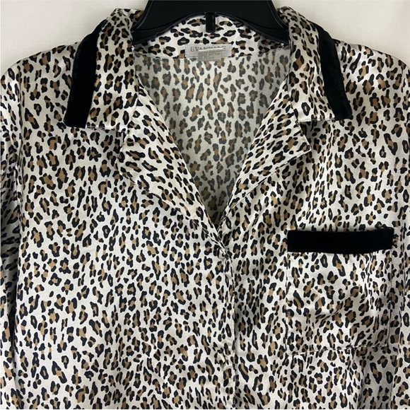 Evandale Intimates Leopard Print Satiny with Velvet Trim Pajama Set Size XL - Picture 4 of 6